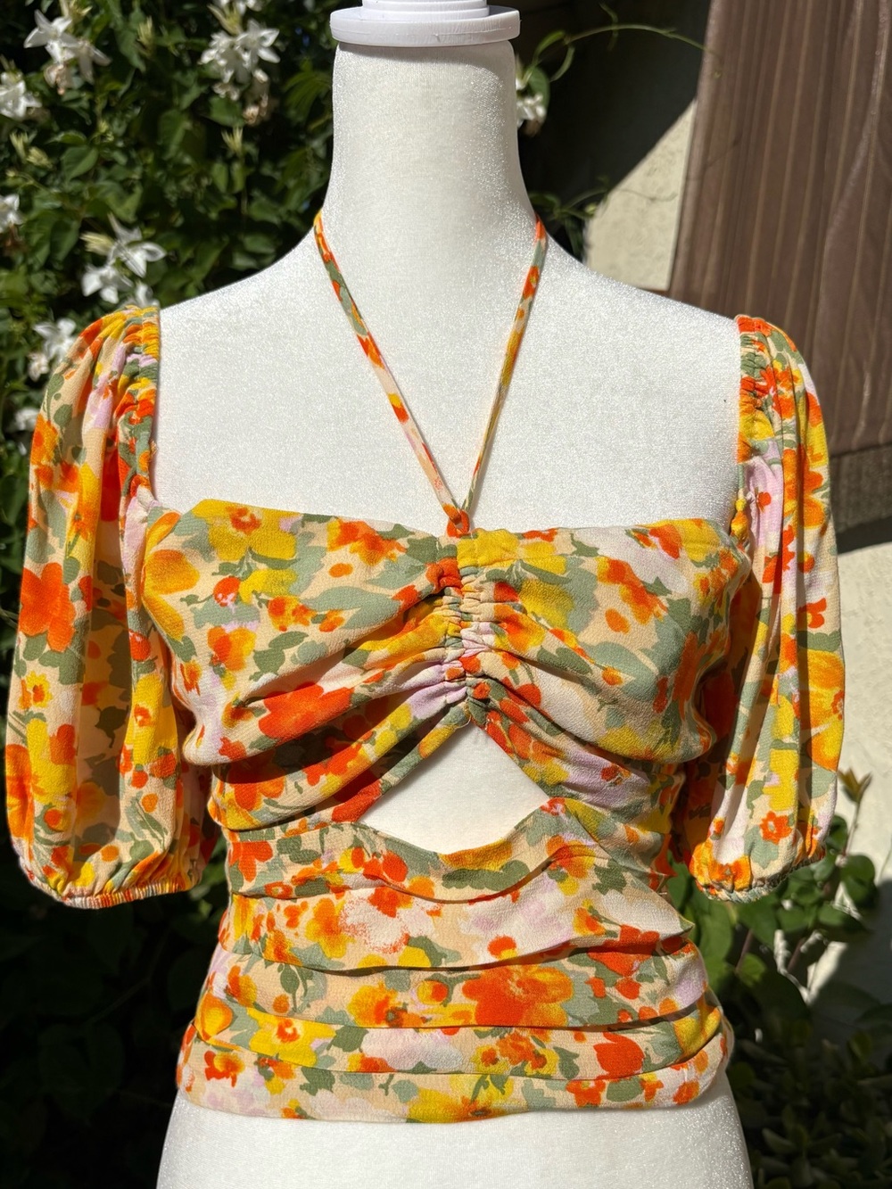 ASTR The Label Floral Cutout Puff Sleeve Top NWT Size Large